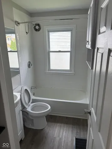 644 W 43rd Street Indianapolis IN 46208