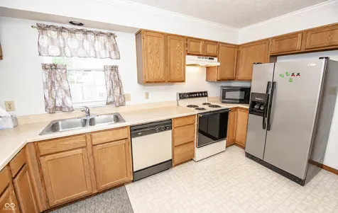 252 Austin Drive Avon IN 46123