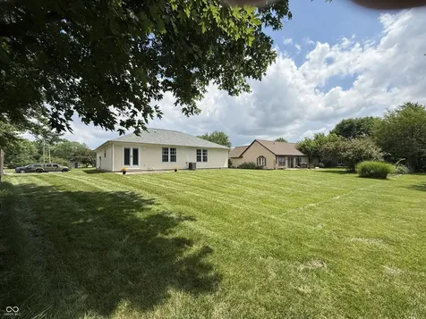 252 Austin Drive Avon IN 46123