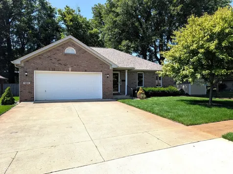 5011 Countess Drive Columbus IN 47203