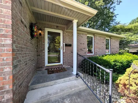 5011 Countess Drive Columbus IN 47203