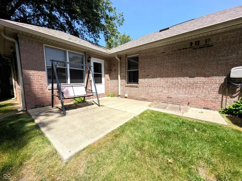 5011 Countess Drive Columbus IN 47203