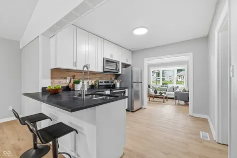 815 W Vinyard Street Anderson IN 46011