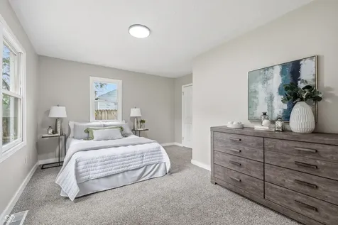 815 W Vinyard Street Anderson IN 46011