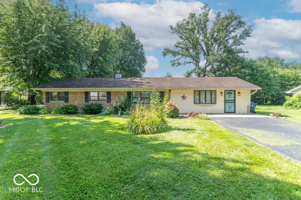 6935 Westlake Road Indianapolis IN 46214