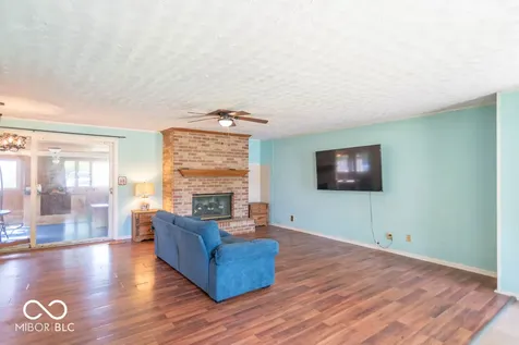 6935 Westlake Road Indianapolis IN 46214