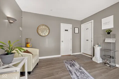 8205 Castleton Boulevard Indianapolis IN 46256
