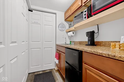 8205 Castleton Boulevard Indianapolis IN 46256