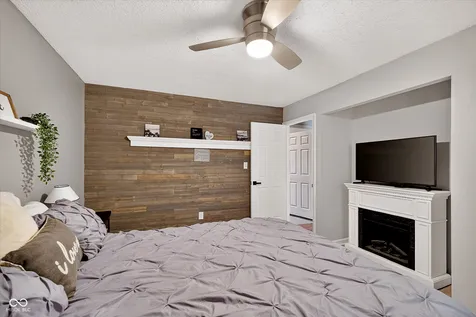 8205 Castleton Boulevard Indianapolis IN 46256