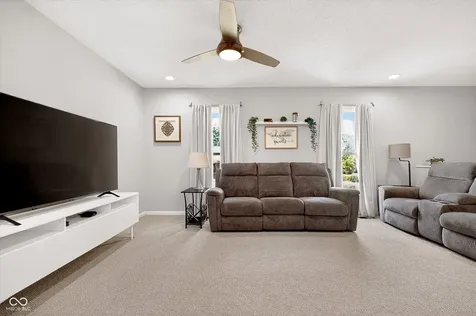 8205 Castleton Boulevard Indianapolis IN 46256