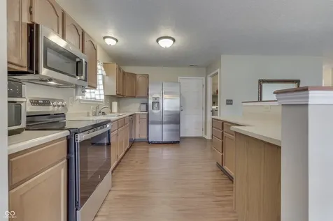 3335 Mechanicsburg Drive Indianapolis IN 46227