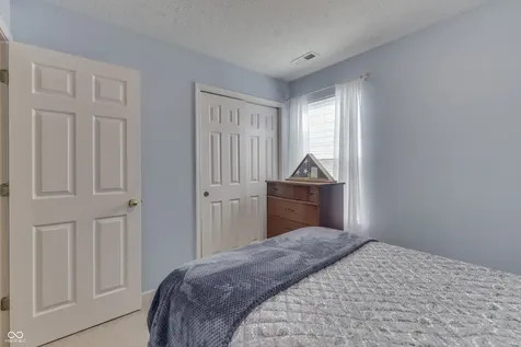 3335 Mechanicsburg Drive Indianapolis IN 46227