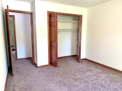3039 Oberlin Court Indianapolis IN 46268