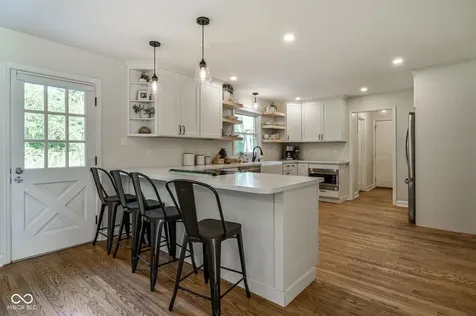 5422 Mann Road Indianapolis IN 46221