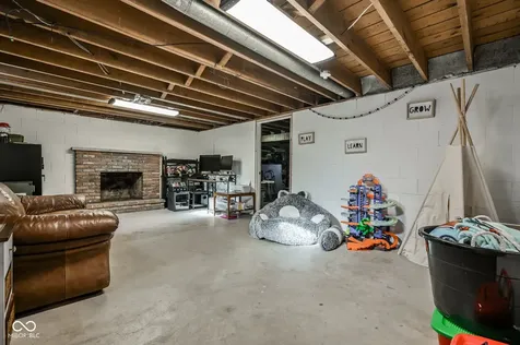 5422 Mann Road Indianapolis IN 46221