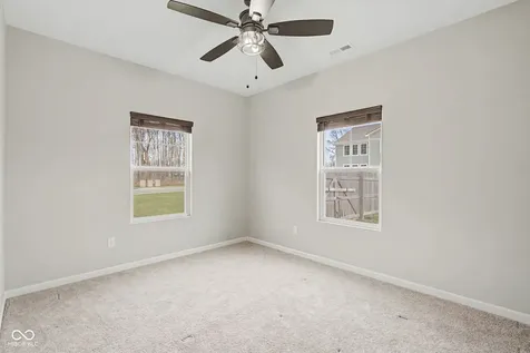 379 Oakswept Way Greenfield IN 46140