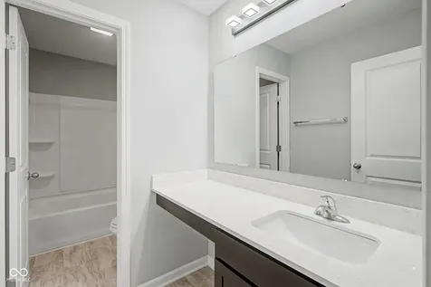 379 Oakswept Way Greenfield IN 46140