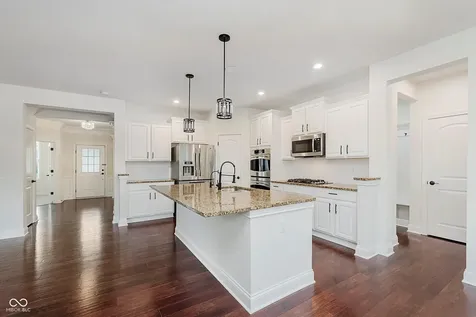 10264 Normandy Way Fishers IN 46040