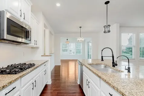 10264 Normandy Way Fishers IN 46040