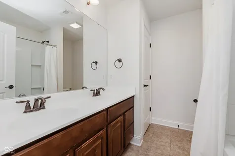 10264 Normandy Way Fishers IN 46040