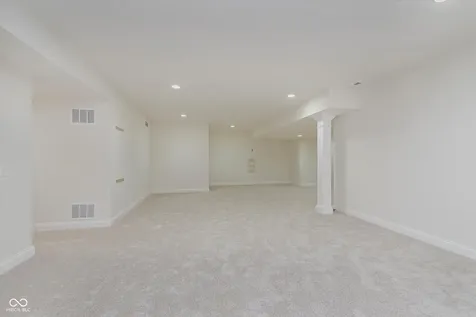 10264 Normandy Way Fishers IN 46040