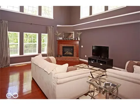 13628 Stanford Drive Carmel IN 46074