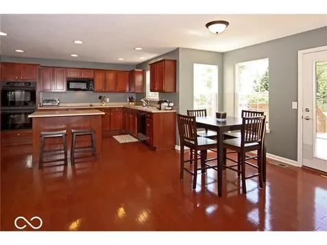 13628 Stanford Drive Carmel IN 46074