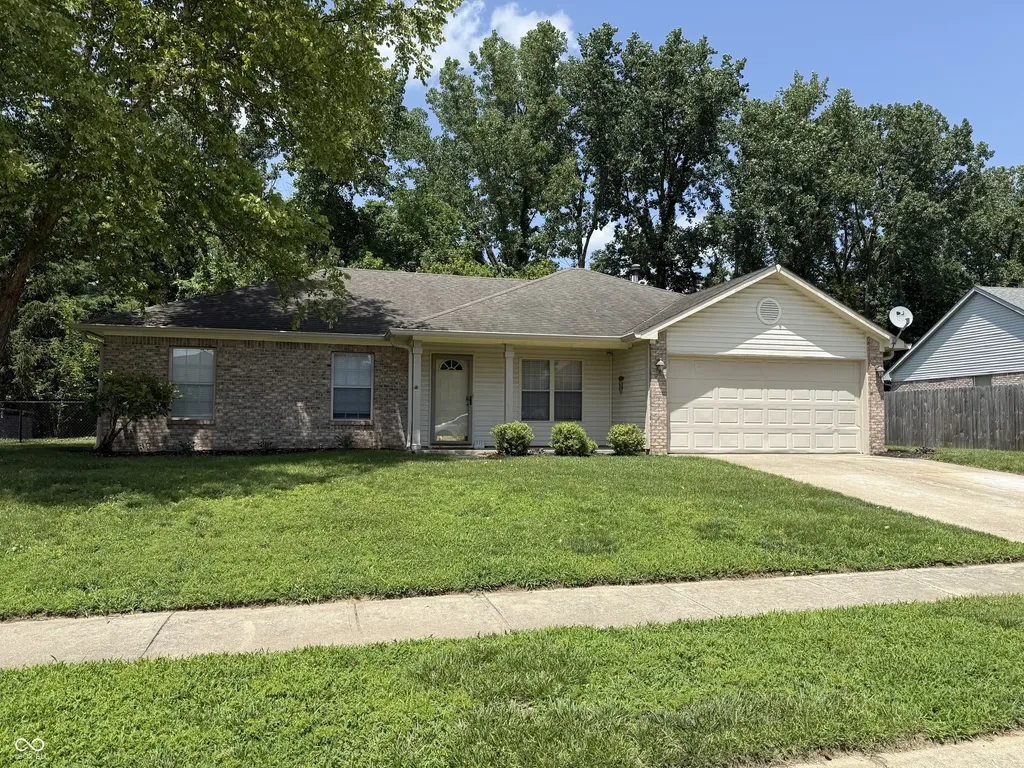 6438 Thistle Bend Avon IN 46123