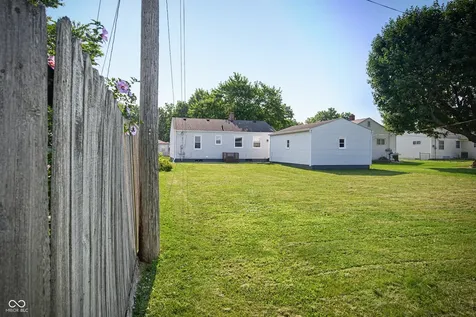 1638 N Pasadena Street Indianapolis IN 46219
