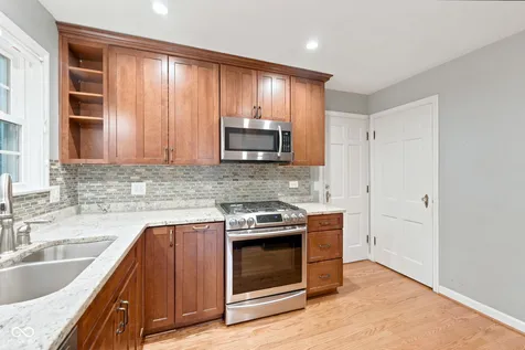 6916 N Park Avenue Indianapolis IN 46220