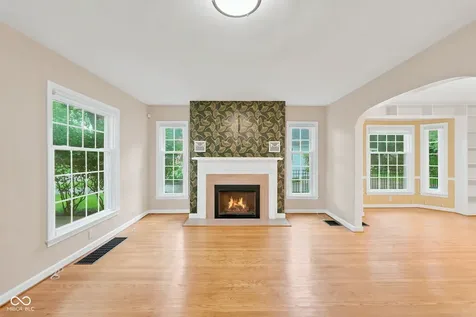 6916 N Park Avenue Indianapolis IN 46220