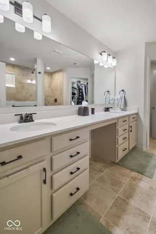 6673 Overlander Lane Whitestown IN 46075