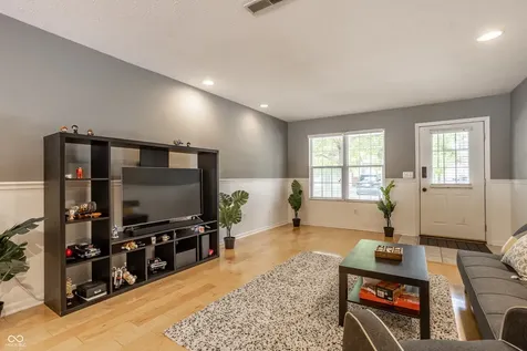 9572 Chalmers Street Fishers IN 46038
