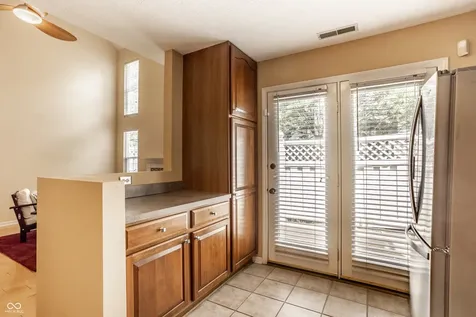 9572 Chalmers Street Fishers IN 46038