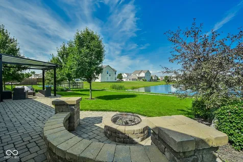 18162 Pennsy Way Westfield IN 46074