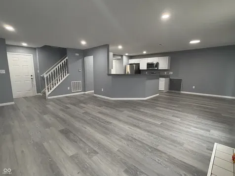 4722 Eva Court Indianapolis IN 46227