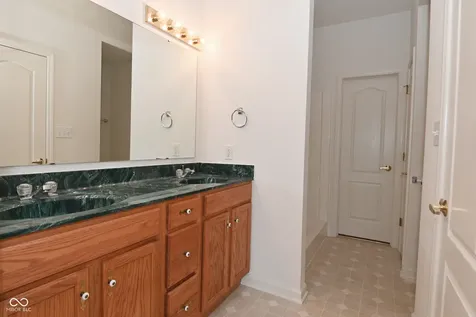 10721 Oriole Court Indianapolis IN 46231