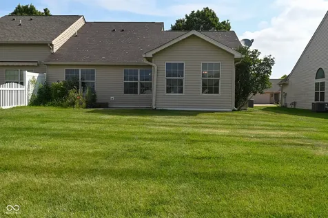 10721 Oriole Court Indianapolis IN 46231