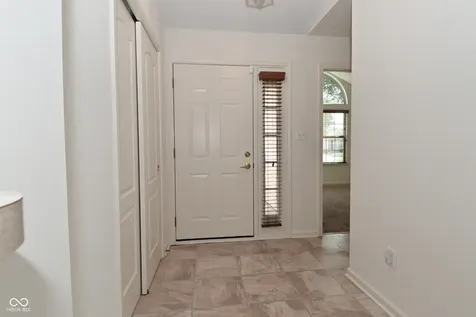 10721 Oriole Court Indianapolis IN 46231
