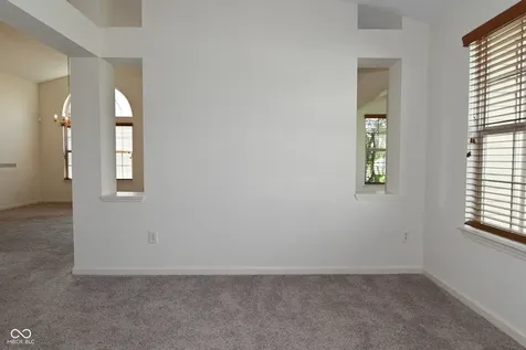 10721 Oriole Court Indianapolis IN 46231