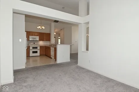 10721 Oriole Court Indianapolis IN 46231