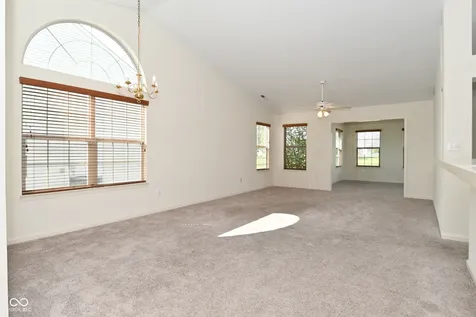 10721 Oriole Court Indianapolis IN 46231