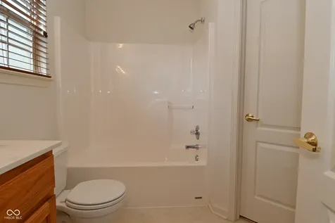 10721 Oriole Court Indianapolis IN 46231