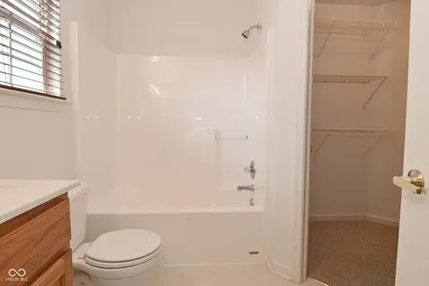 10721 Oriole Court Indianapolis IN 46231