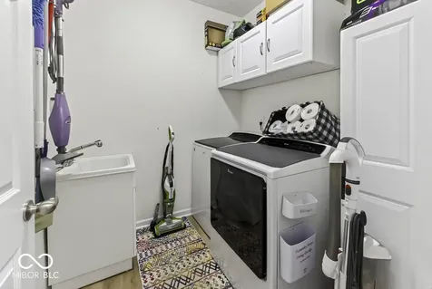 886 Starflower Trace Greenwood IN 46143