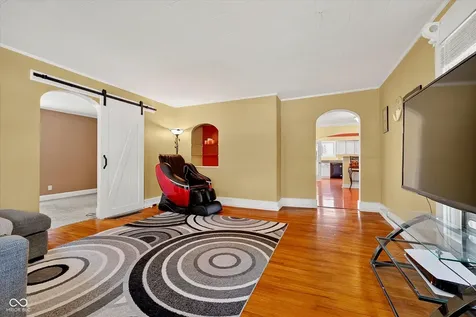 104 Walnut Street Indianapolis IN 46227