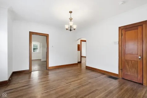 4340 Guilford Avenue Indianapolis IN 46205