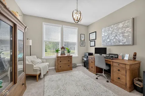 11137 Glen Avon Way Zionsville IN 46077