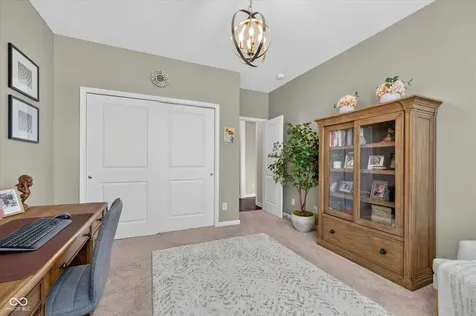 11137 Glen Avon Way Zionsville IN 46077