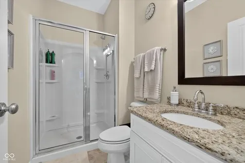 11137 Glen Avon Way Zionsville IN 46077